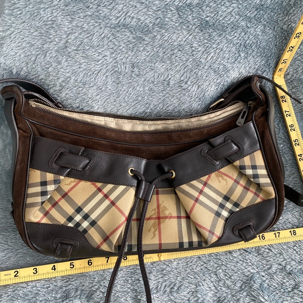 🚫SOLD❌. 
Burberry canvas and leather and suede